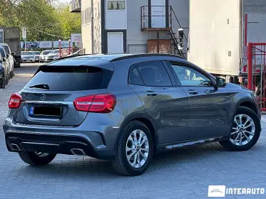 Mercedes GLA 180