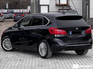 BMW 216d