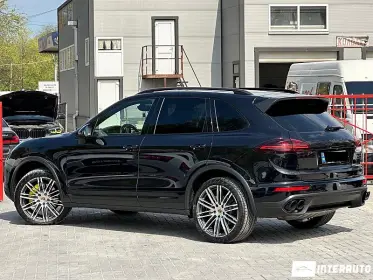 Porsche Cayenne S