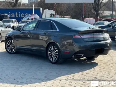 Lincoln MKZ