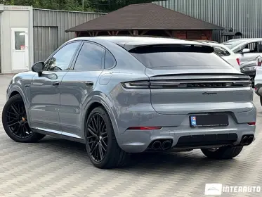 Porsche Cayenne E-Hybrid Coupe