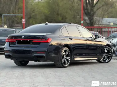 BMW 740