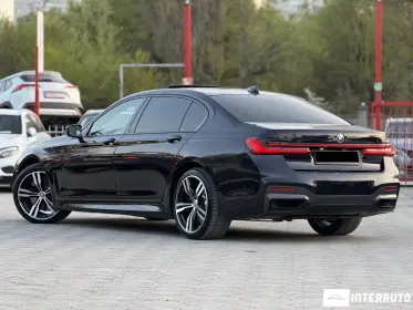 BMW 740