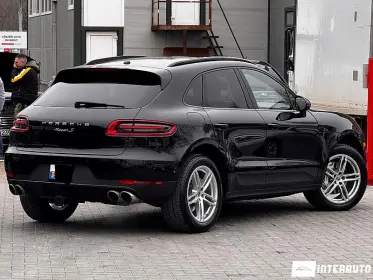 Porsche Macan S