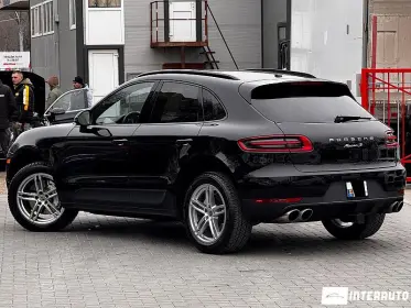 Porsche Macan S
