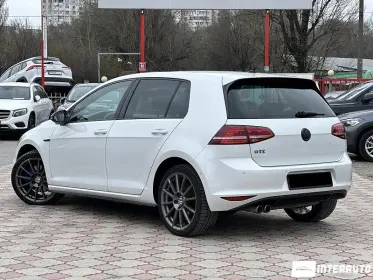 Фольксваген Гольф ГТЕ