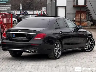 Mercedes E 43 AMG