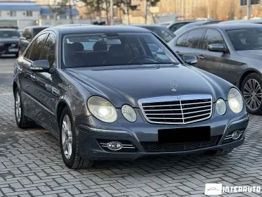 Mercedes E 200