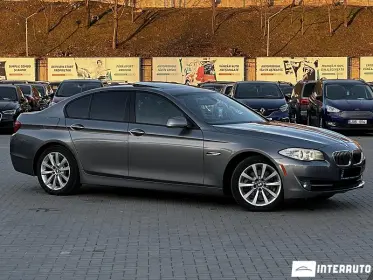 BMW 528