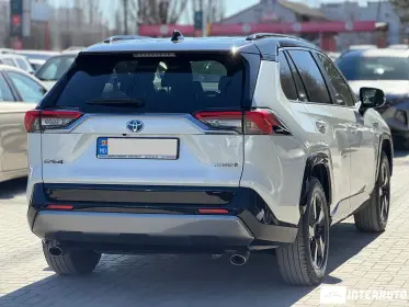 Toyota Rav-4