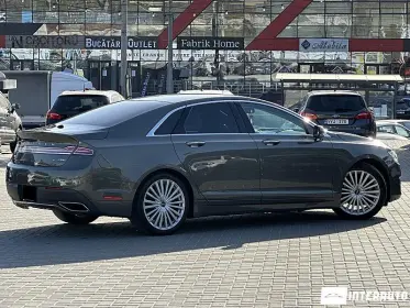 Lincoln MKZ