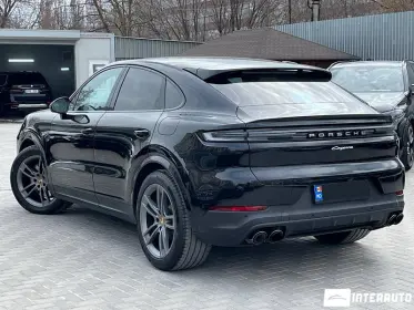 Porsche Cayenne E-Hybrid Coupe