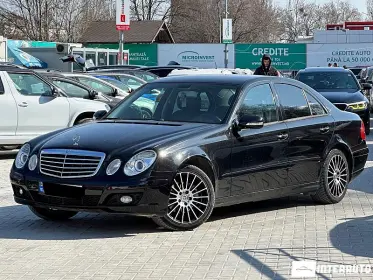 Mercedes E 220