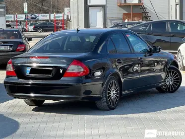 Mercedes E 220