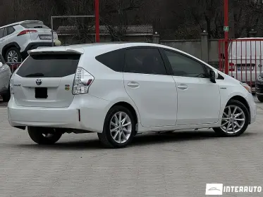 Toyota Prius Plus / V
