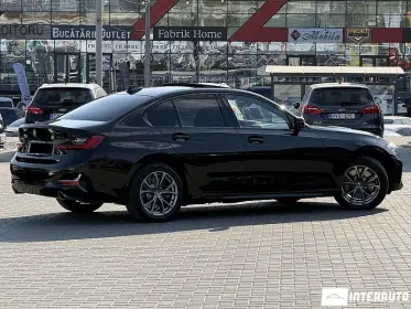 BMW 330E
