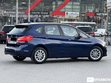 BMW 216d