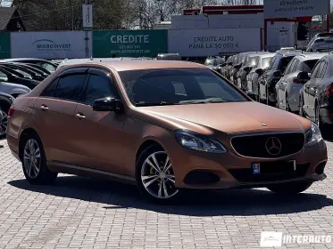 Mercedes E 200