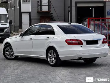 Mercedes E 200