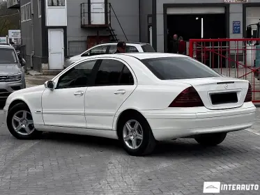 Mercedes C 220
