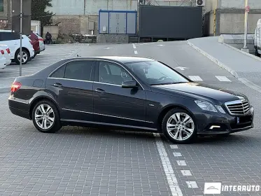 Mercedes E 200