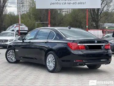 BMW 740