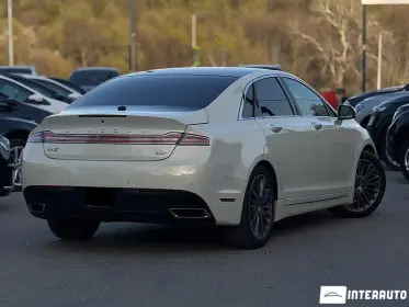 Lincoln MKZ