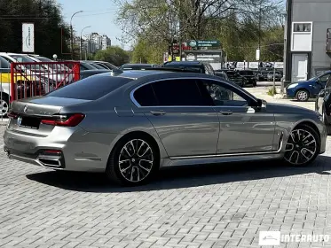 BMW 745e