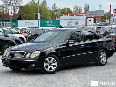 Mercedes E 220
