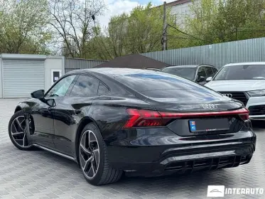 Audi E-tron GT