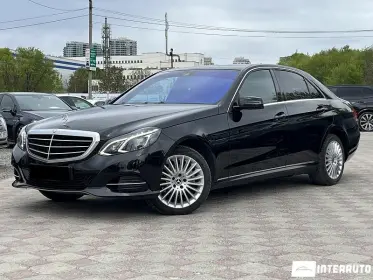 Mercedes E 200