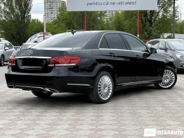 Mercedes E 200