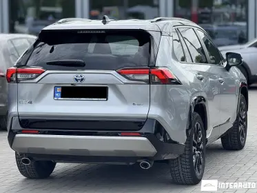 Toyota Rav-4