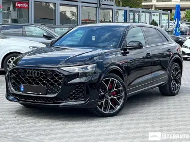 Audi RSQ8
