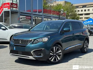 Peugeot 5008 Peugeot 5008