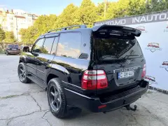 Toyota Land Cruiser 100