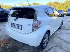 Toyota Prius C.