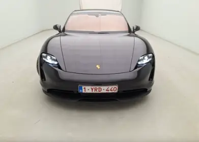Порше Тайкан 4S