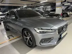 Volvo S60 2021
