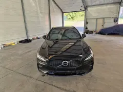 Volvo V60 B3 R-Design Volvo V60 B3 R-Design