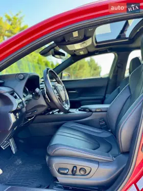 Lexus UX 2019