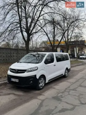 Opel Vivaro 2020