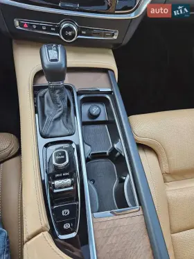 Volvo S90 2016