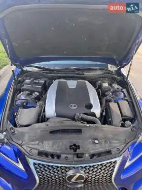 Lexus IS 2016