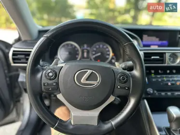 Lexus IS 2014