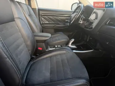 Mitsubishi Outlander 2017