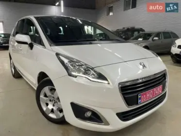 Peugeot 5008 2014