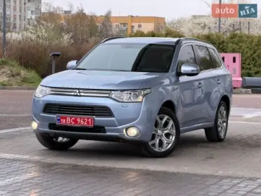 Mitsubishi Outlander 2014