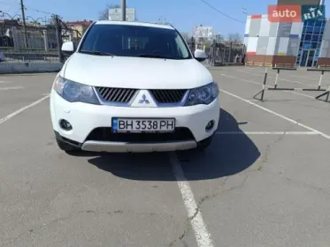 Mitsubishi Outlander 2008