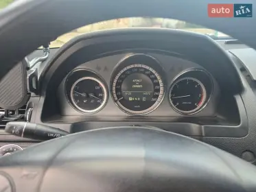 Mercedes-Benz C-Class 2009